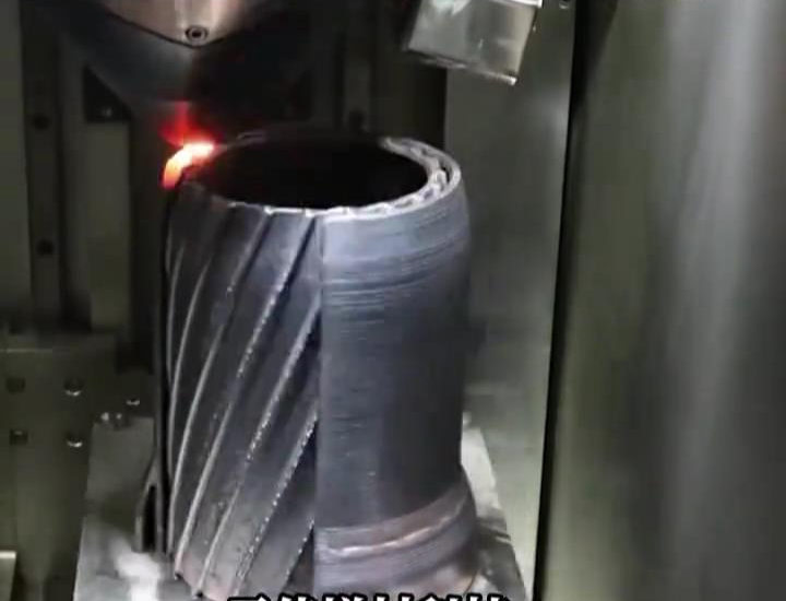 Subtractive vs Additive Manufacturing